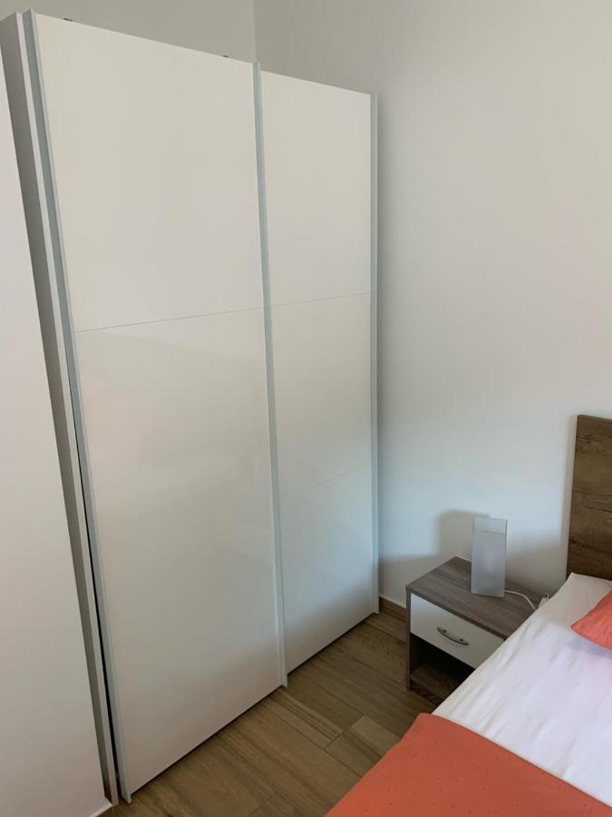 Apartman Natasa Кострена Екстер'єр фото