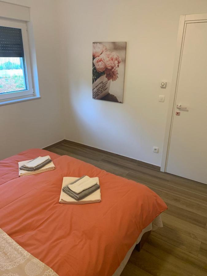 Apartman Natasa Кострена Екстер'єр фото